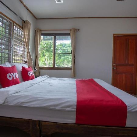 Oyo 909 Guiding Star Resort Chiang Mai Bagian luar foto