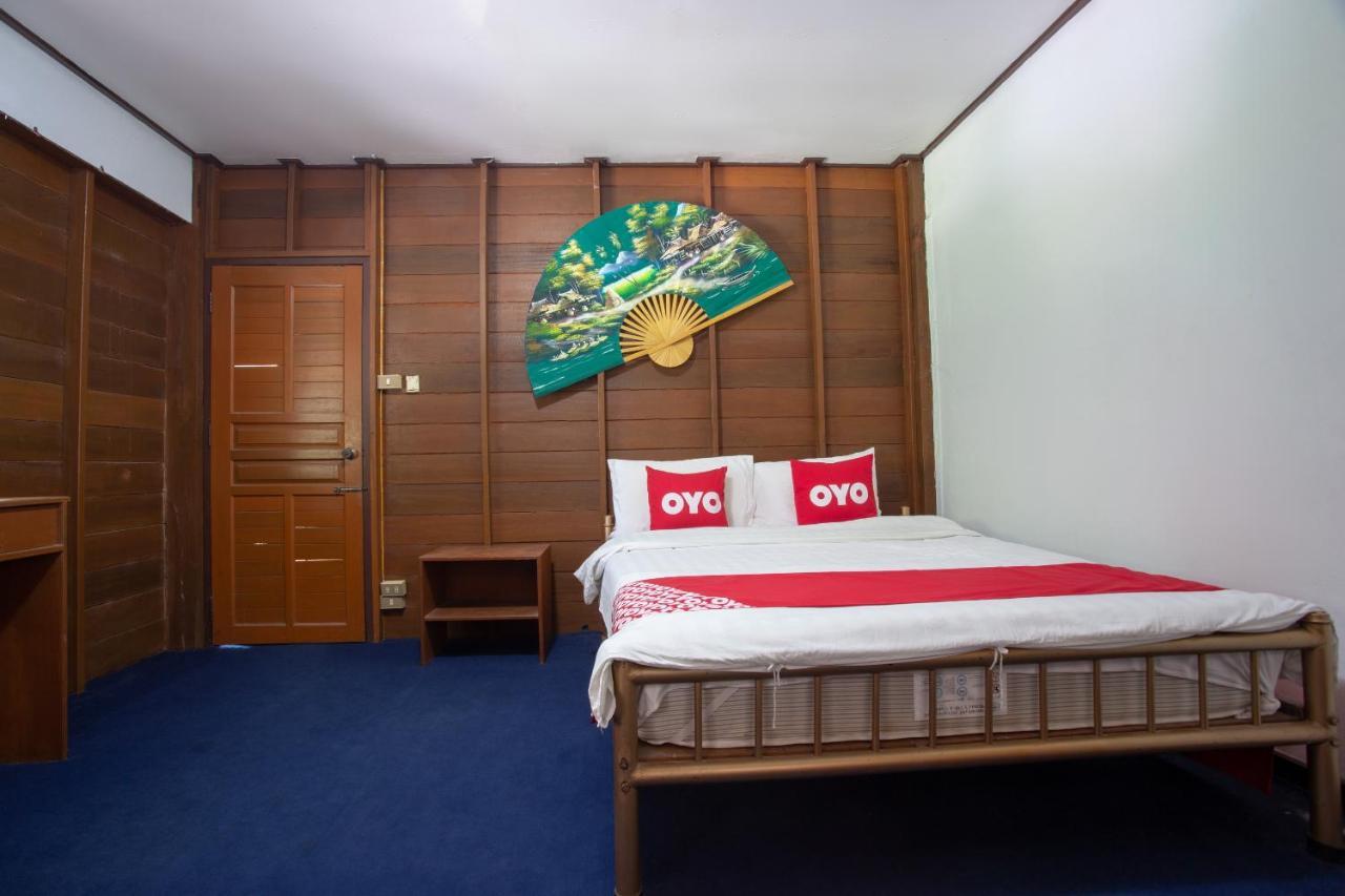 Oyo 909 Guiding Star Resort Chiang Mai Bagian luar foto
