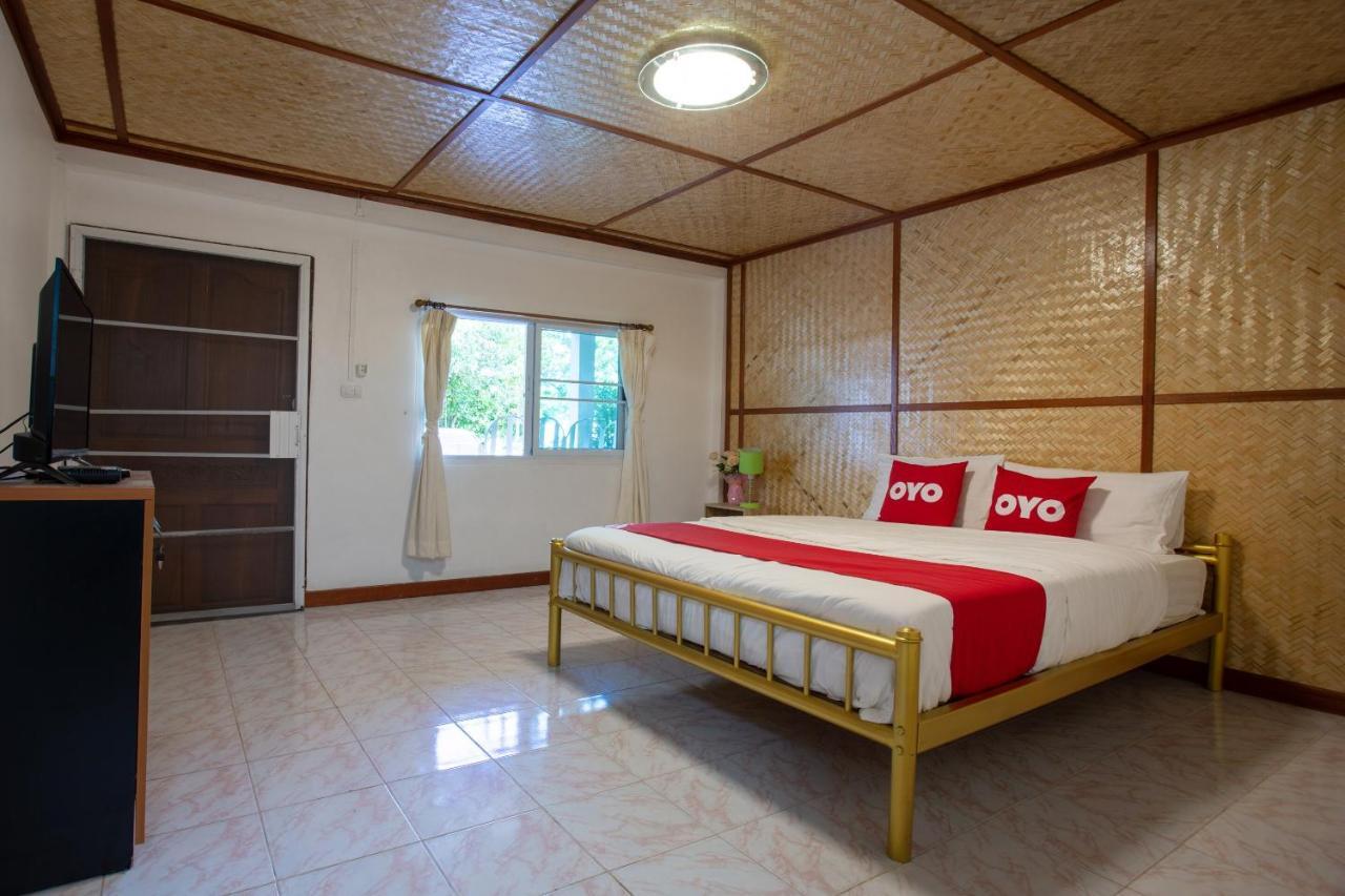 Oyo 909 Guiding Star Resort Chiang Mai Bagian luar foto