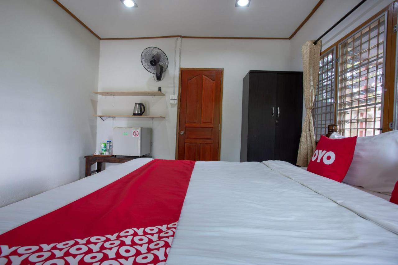 Oyo 909 Guiding Star Resort Chiang Mai Bagian luar foto