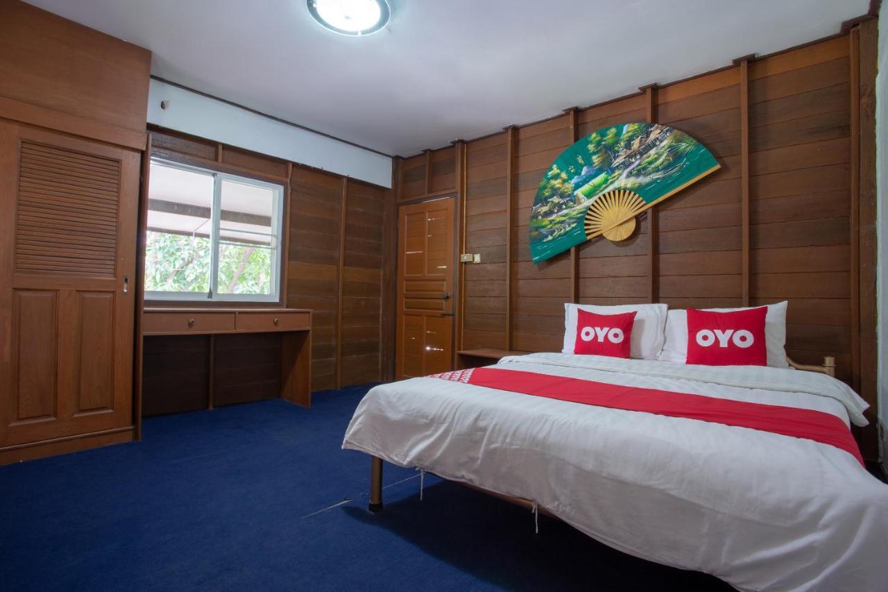 Oyo 909 Guiding Star Resort Chiang Mai Bagian luar foto