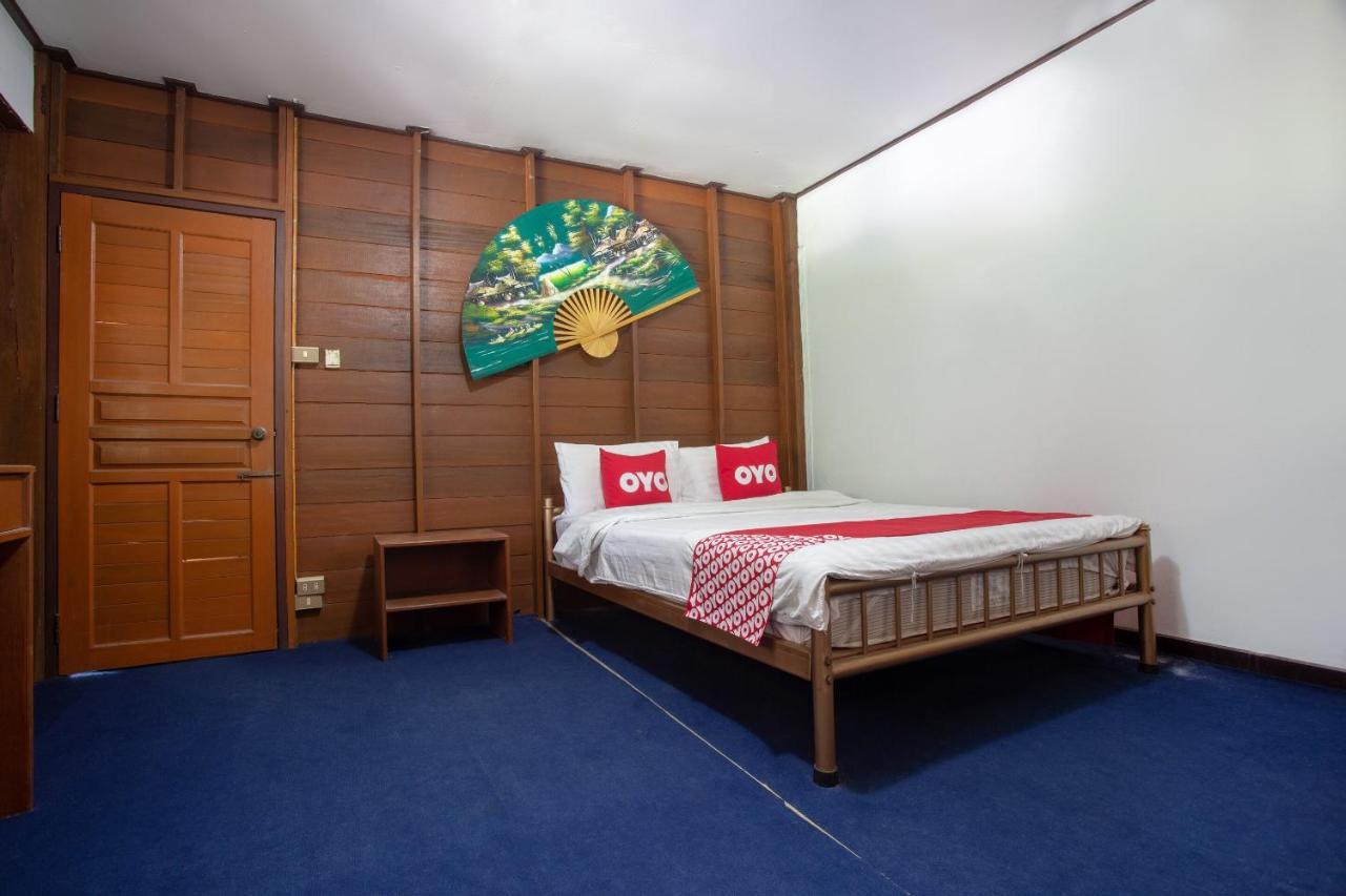 Oyo 909 Guiding Star Resort Chiang Mai Bagian luar foto