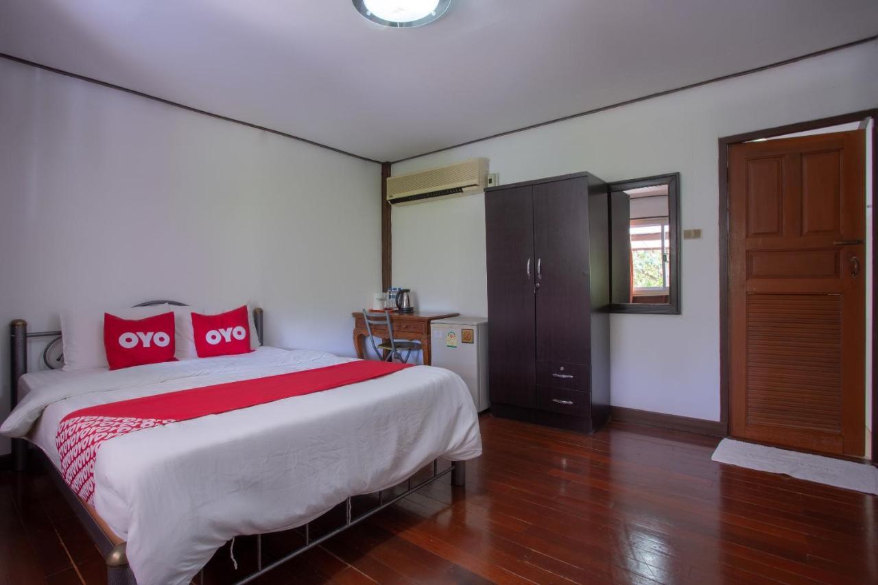 Oyo 909 Guiding Star Resort Chiang Mai Bagian luar foto
