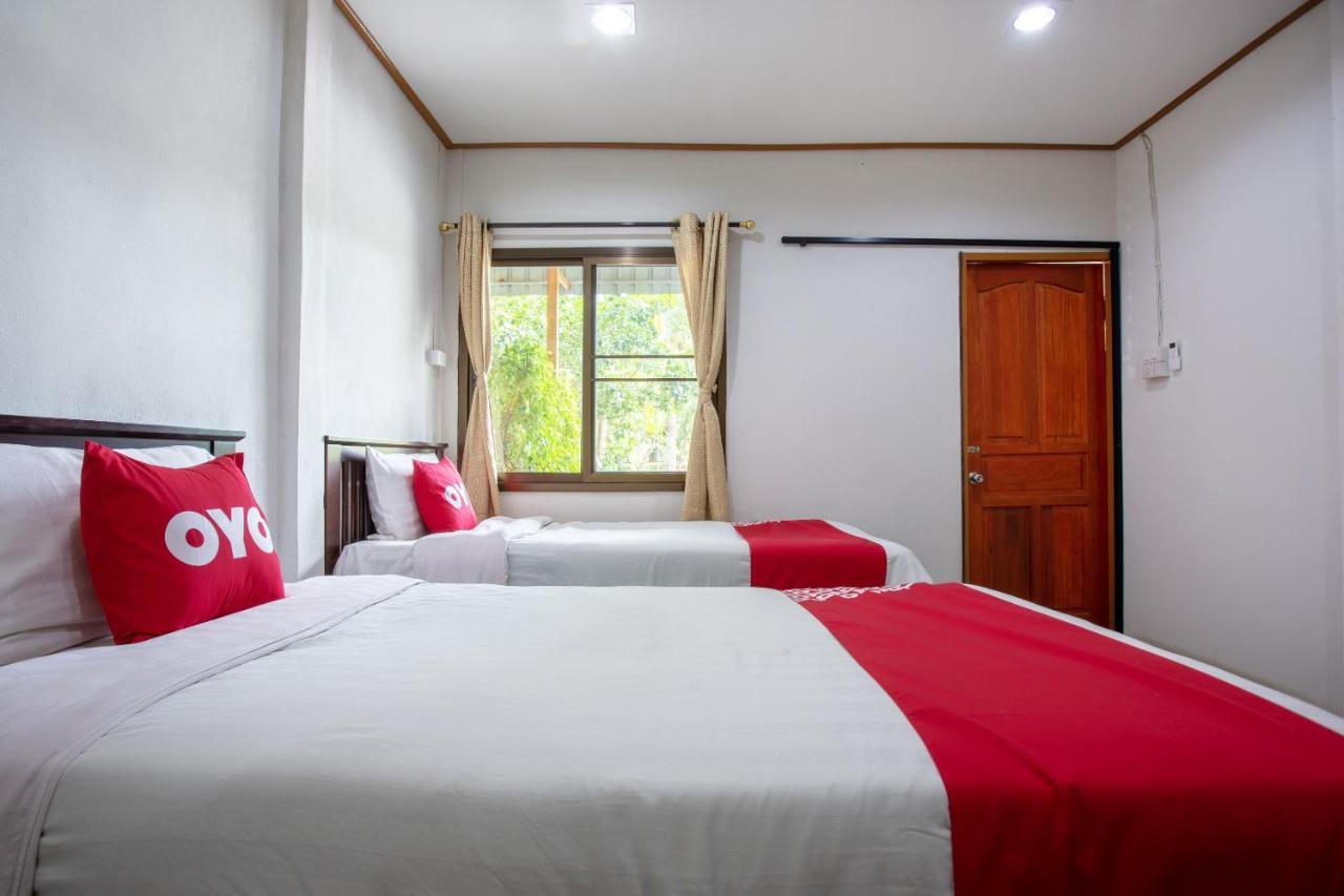 Oyo 909 Guiding Star Resort Chiang Mai Bagian luar foto