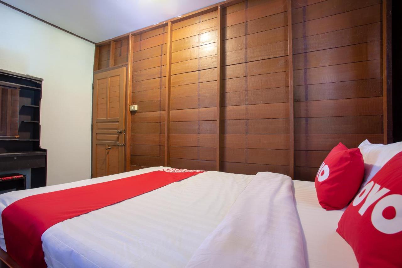 Oyo 909 Guiding Star Resort Chiang Mai Bagian luar foto