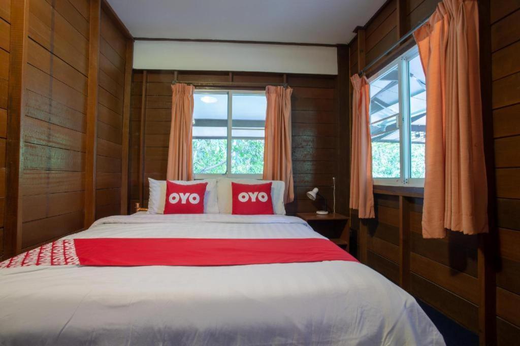 Oyo 909 Guiding Star Resort Chiang Mai Bagian luar foto