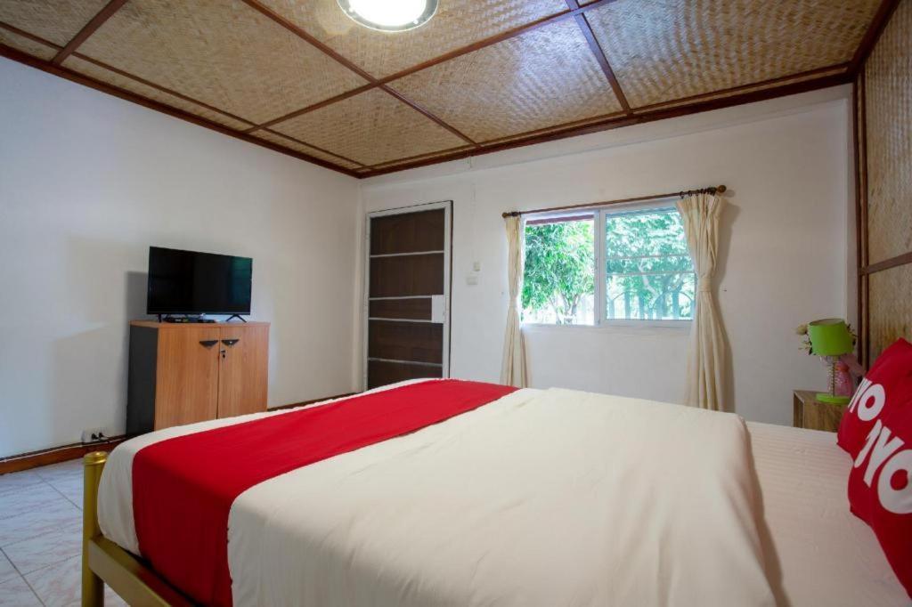 Oyo 909 Guiding Star Resort Chiang Mai Bagian luar foto