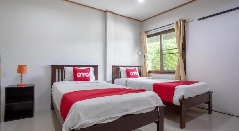 Oyo 909 Guiding Star Resort Chiang Mai Bagian luar foto