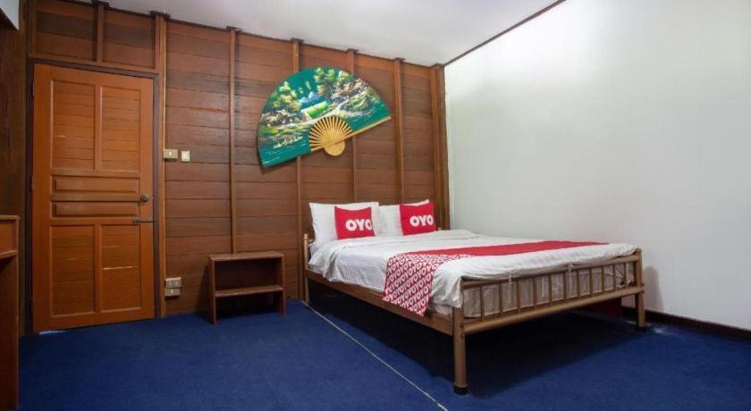 Oyo 909 Guiding Star Resort Chiang Mai Bagian luar foto