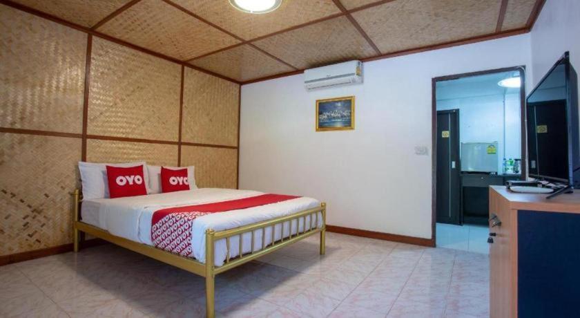 Oyo 909 Guiding Star Resort Chiang Mai Bagian luar foto